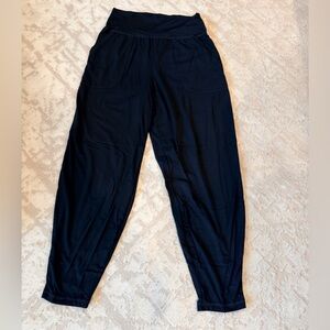 Old Navy Black High-Rise Jogger Pants